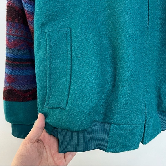 Vintage 1970's Women's Teal Bomber Jacker Wool Varsity Coat Aztec Sleeves US 10 - Picture 3 of 11